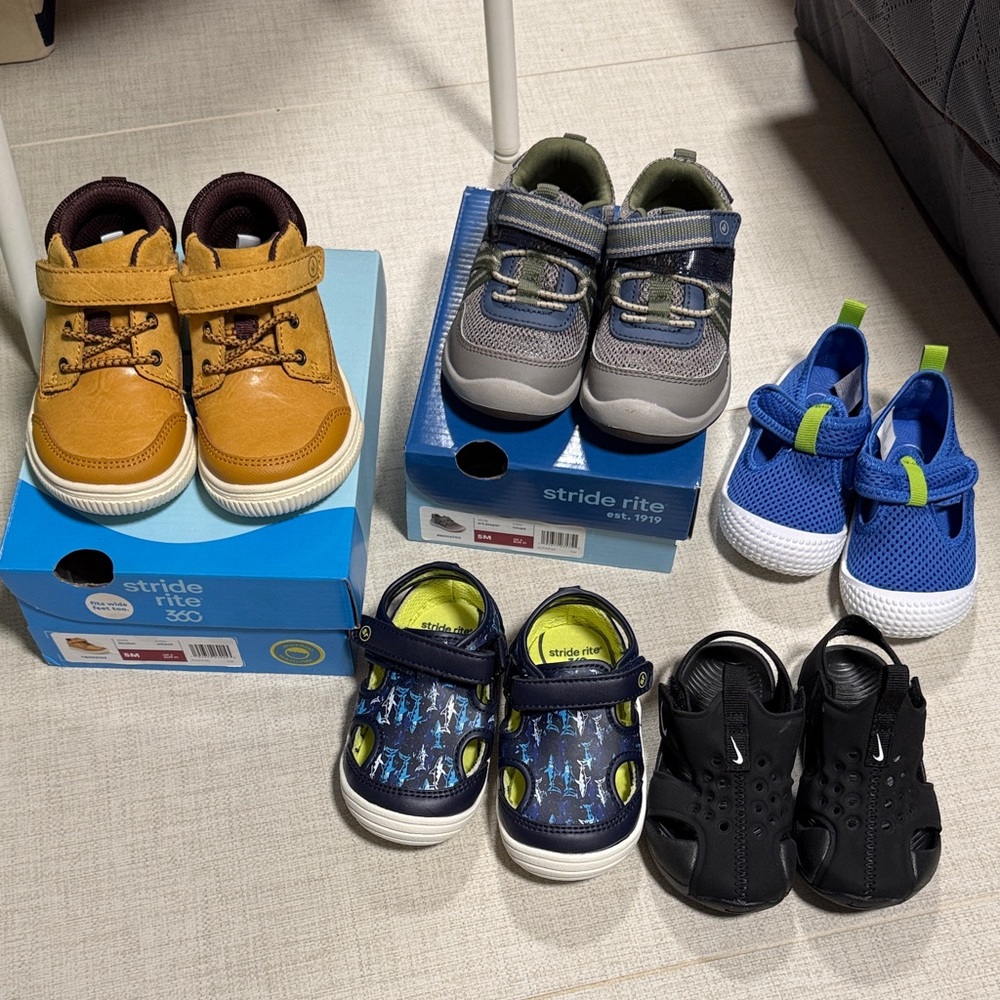 Lot of size 5 baby/toddler shoes - New, never worn.